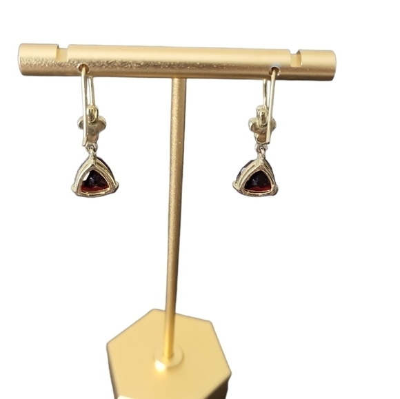 𝅺J. C. Penny Garnet Drop Dangle Earrings Goldtone Setting - Picture 4 of 4